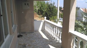 Villa, 2 chambres | Balcon
