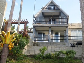 Exterior - Vinewoods Resorts by Cocotel (Taal)