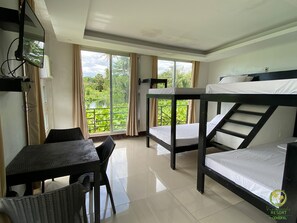 Free WiFi, bed sheets - Vinewoods Resorts by Cocotel (Taal)