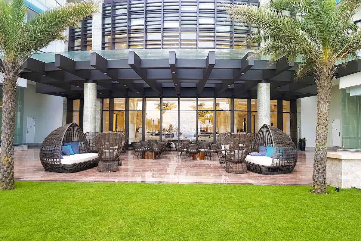 outdoor banquet area