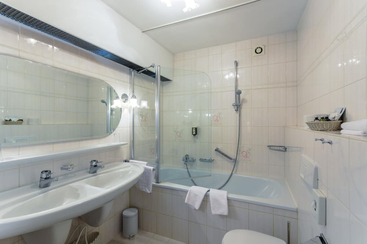 shower, free toiletries, hair dryer, bathrobes