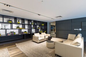 Library - The William Suites (Melbourne)