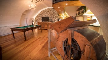 Billards