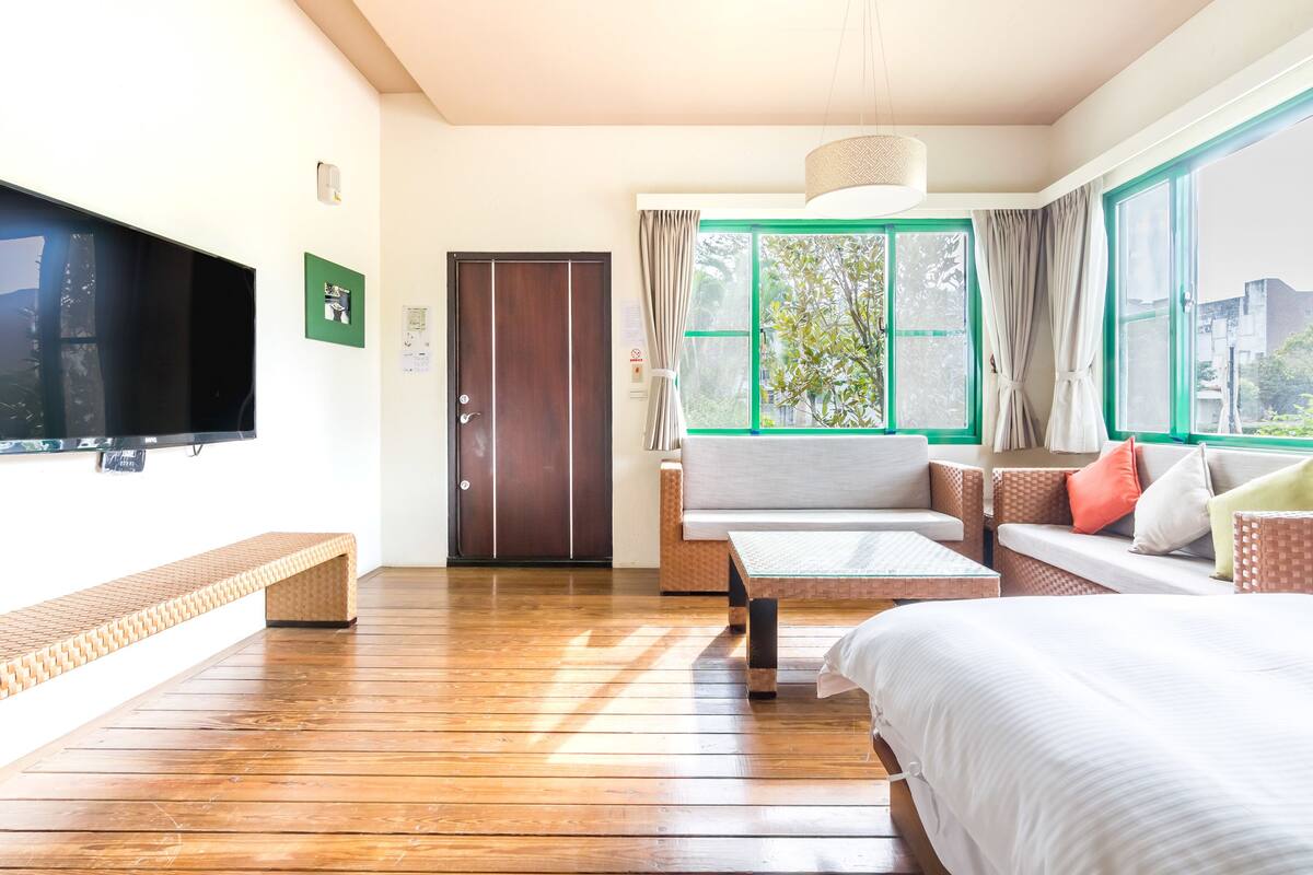 Hytte – deluxe, flere senger, hageområde | Lobby