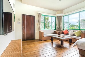 Cabin Deluxe, nhiều giường, khu vực vườn | Bàn, màn/rèm cản sáng, giường gấp/giường phụ (phụ phí) 