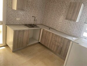 Appartement Familial, 2 chambres | Cuisine privée | Réfrigérateur, micro-ondes, lave-vaisselle