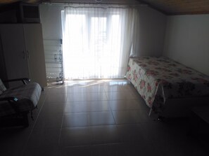 Villa, 2 Schlafzimmer | 2 Schlafzimmer, Schreibtisch