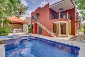 Alberca al aire libre 