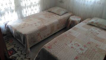 Villa, 2 Bedrooms | 2 bedrooms, desk