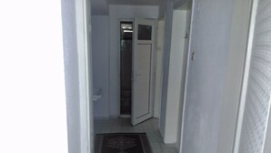 Apartment, 2 Bedrooms | Living area