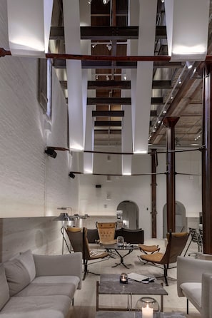 Lobby sitting area - Boutique Hotel Ottilia (Copenhagen)