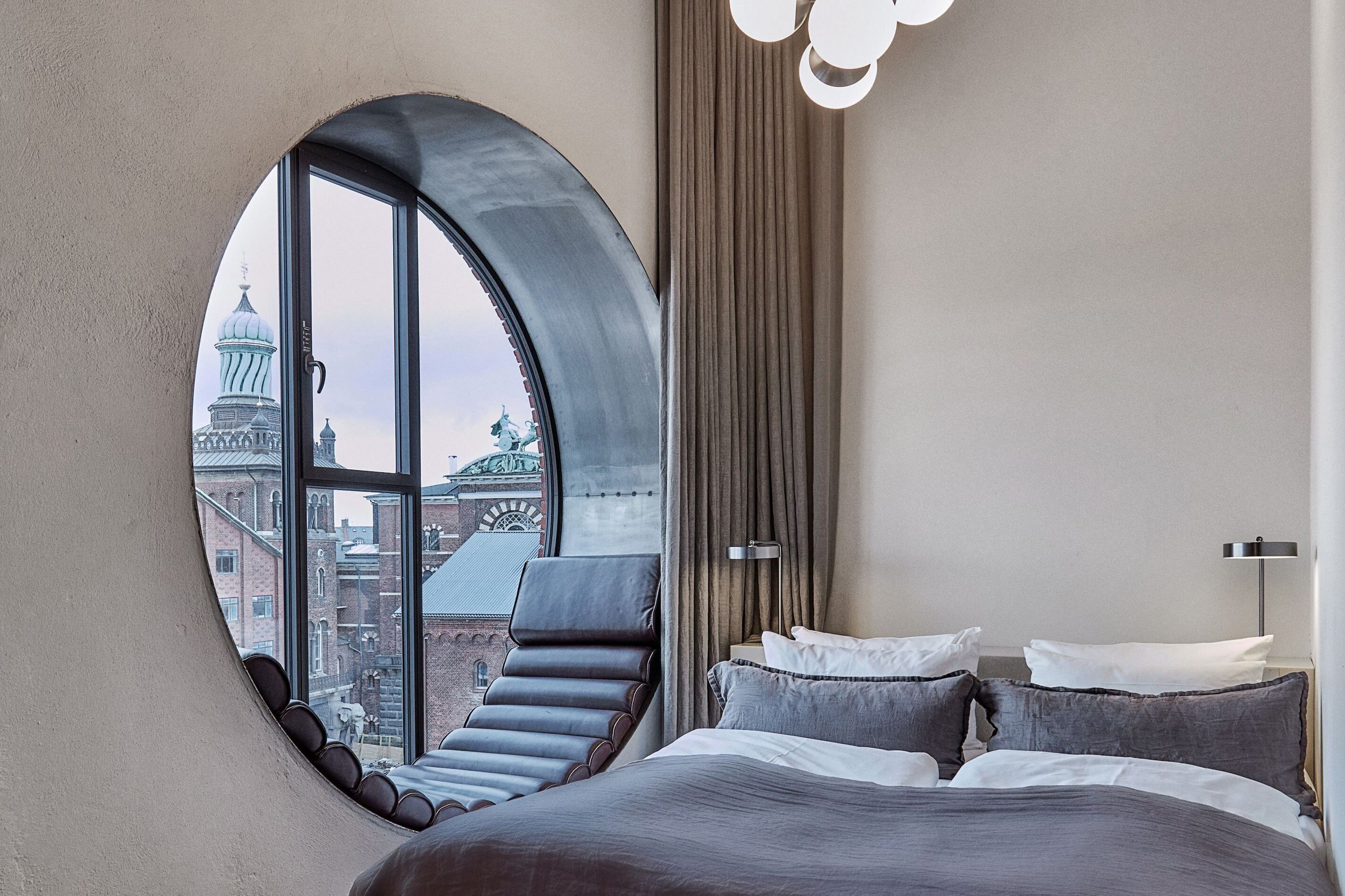 Small Double Room | Tallelokero huoneessa, äänieristys, vauvansängyt, ilmainen Wi-Fi