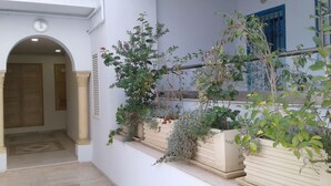 Ảnh chưa phân loại, 5 trong số 8 ảnh, nút