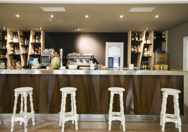 Bar (en la propiedad)