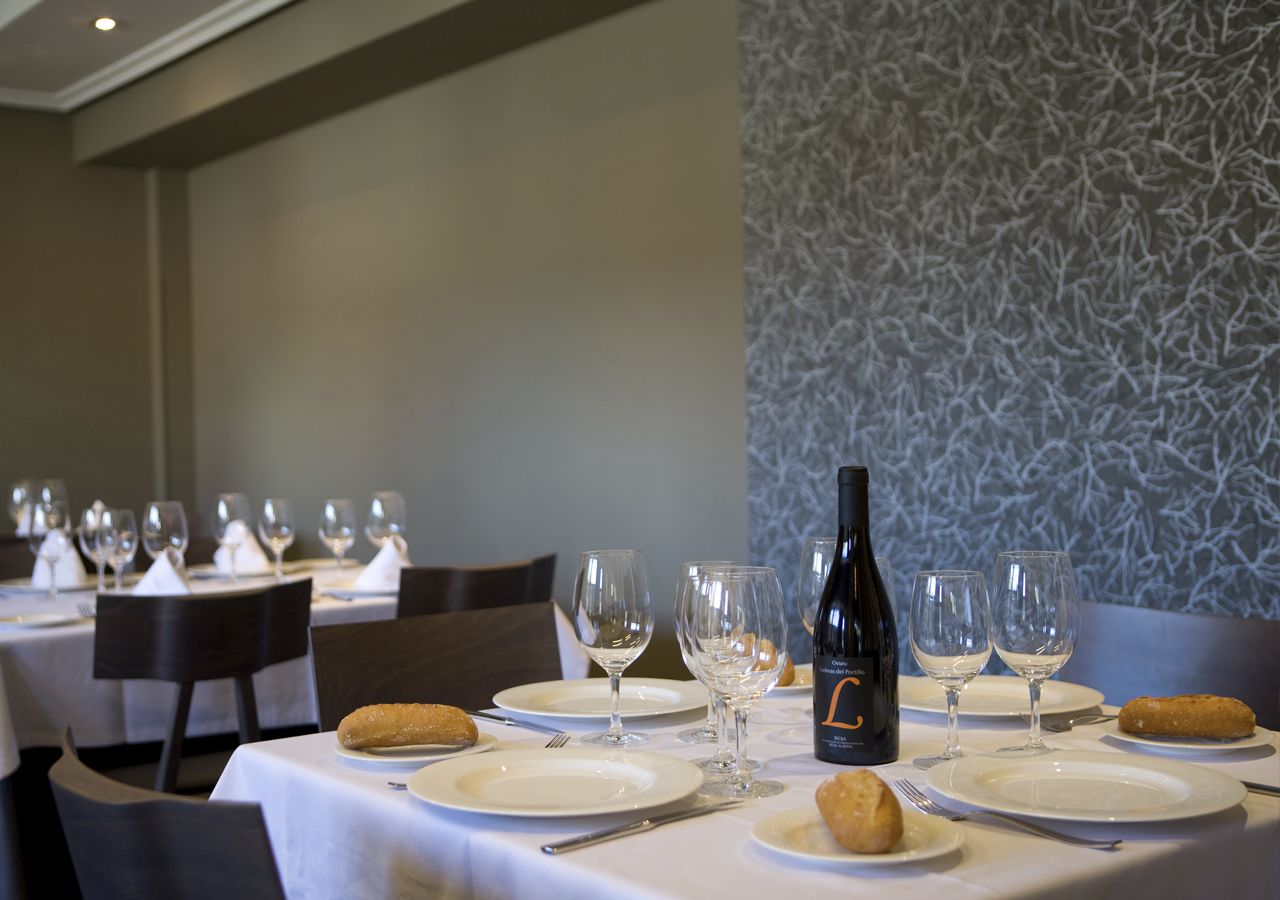 lunch and dinner served, local cuisine