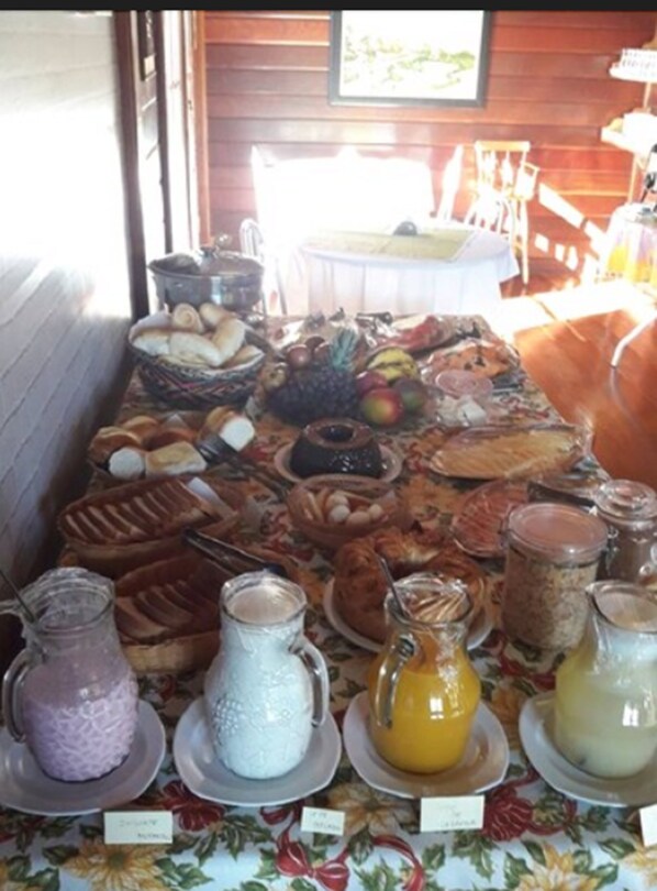 Food and drink - Pousada dos Pássaros (Campos do Jordão)