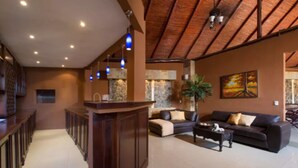 Deluxe Villa, 3 Bedrooms, Non Smoking | Living area - Oro del Sol 20 (Tamarindo)