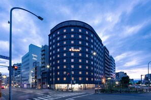 Front of property – evening/night