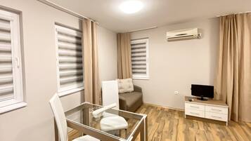 Design Apartment | 2 bedrooms, minibar, desk, soundproofing