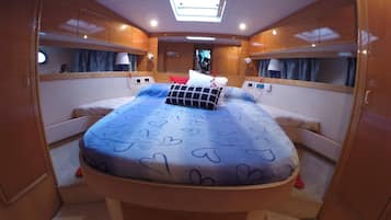 Luxury Suite, Multiple Beds | 1 bedroom, premium bedding, free WiFi