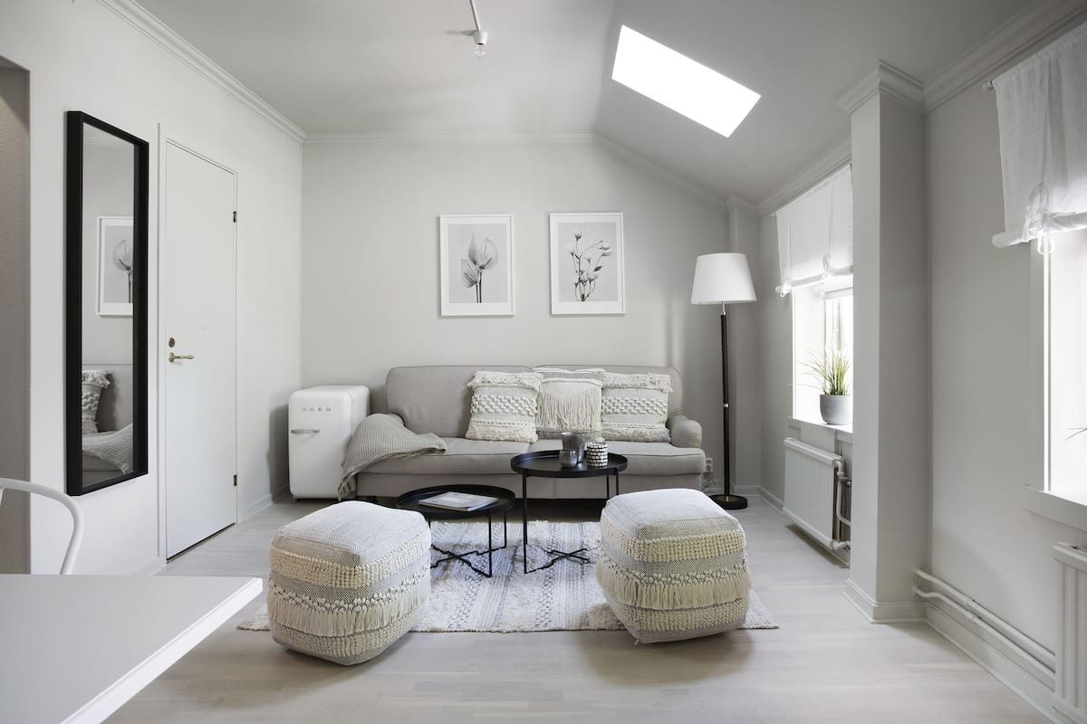 Suite Studio | Individuell dekoriert, individuell eingerichtet, Schreibtisch