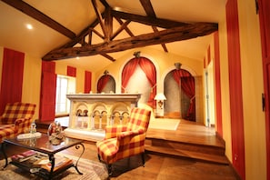 1 bedroom, premium bedding, in-room safe, free cots/infant beds
