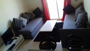 Unclassified image, 3 of 5, button - Studio Islane 7 (Agadir)