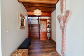 Room - Villa Aurora Estate (San Pedro)
