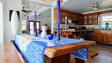 Vila Mewah, 5 kamar tidur | Makan di kamar