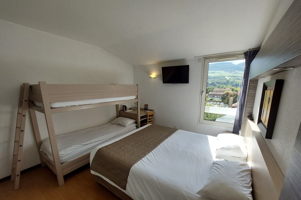 Premium bedding, memory-foam beds, in-room safe, desk