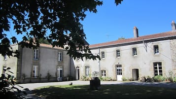 Façade de lâhĂ©bergement