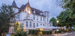 Front of property - evening/night