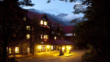 Front of property – evening/night