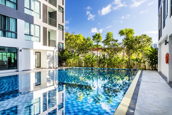 Outdoor pool, pool loungers