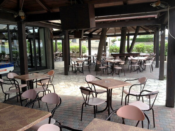 Terrace/patio - Hotel Quadrifoglio (Comacchio)