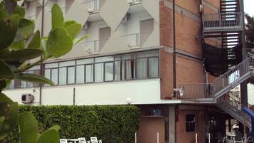 Alberca al aire libre por temporada