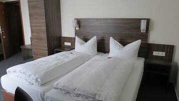 Standard Triple Room | Free WiFi