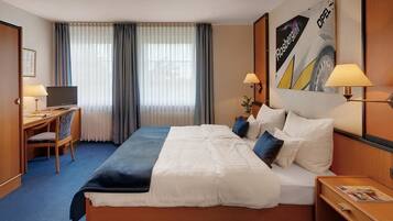 1 bedroom, desk, free WiFi, bed sheets