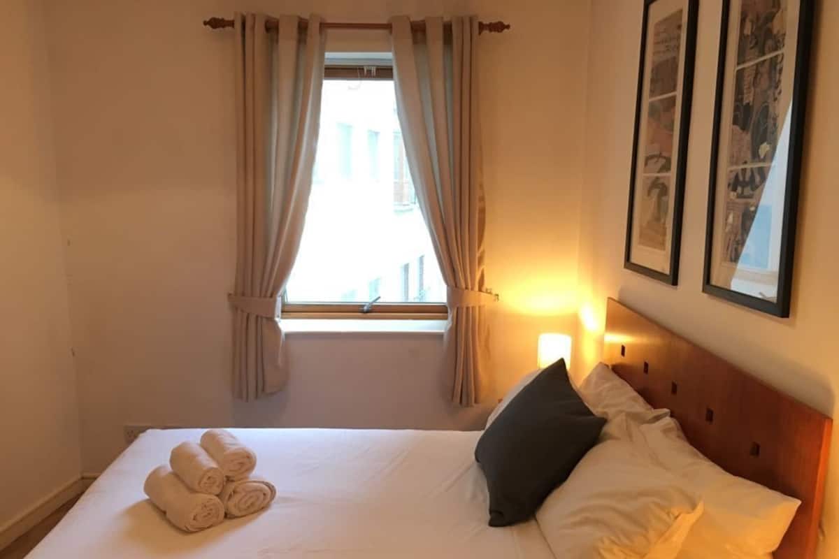 Apartment, 1 Bedroom | 1 bedroom, iron/ironing board, free WiFi, bed sheets