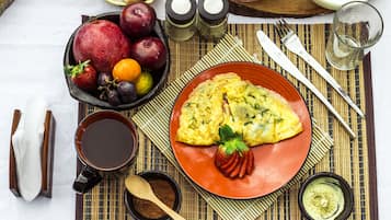 Petit déjeuner préparé à la commande compris tous les jours