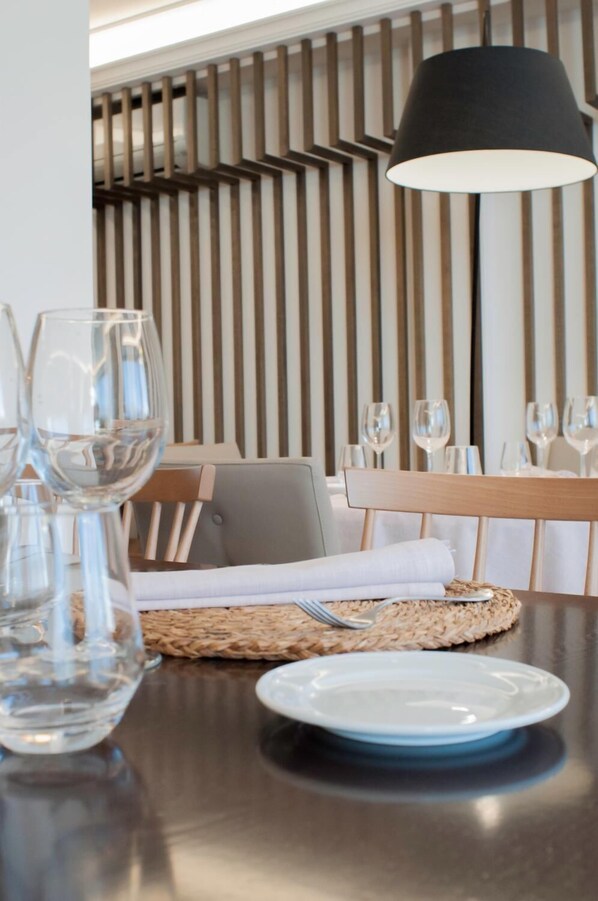 Local and international cuisine - Hostal Concepcion (La Mata)