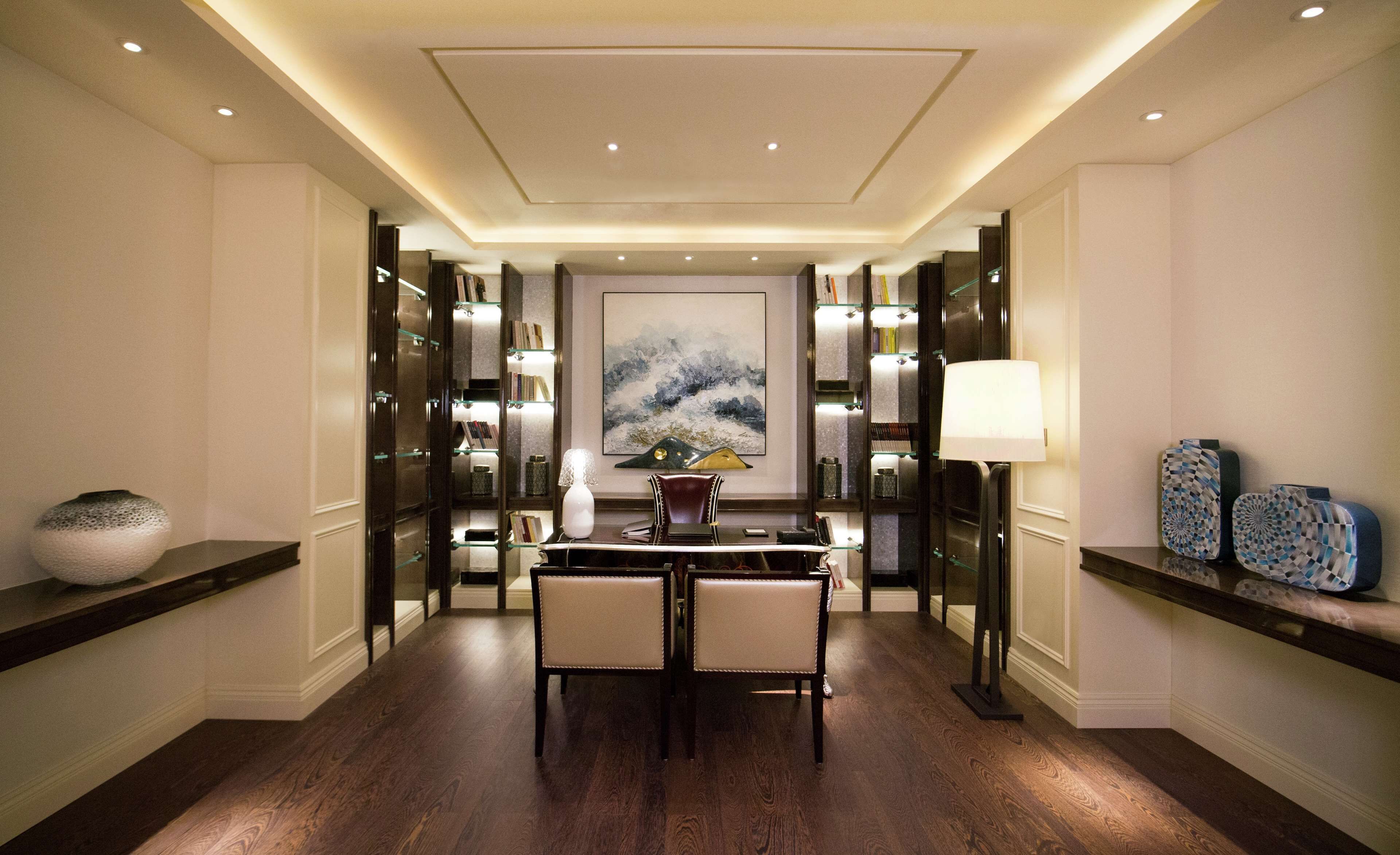 presidential suite, 1 bedroom | 1 bedroom, premium bedding, down duvets, minibar