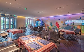 Children’s play area – indoor