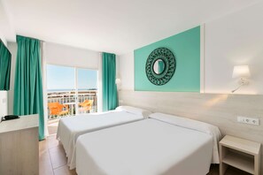 Minibar, in-room safe, desk, blackout drapes - Hotel Best Lloret Splash (Lloret de Mar)