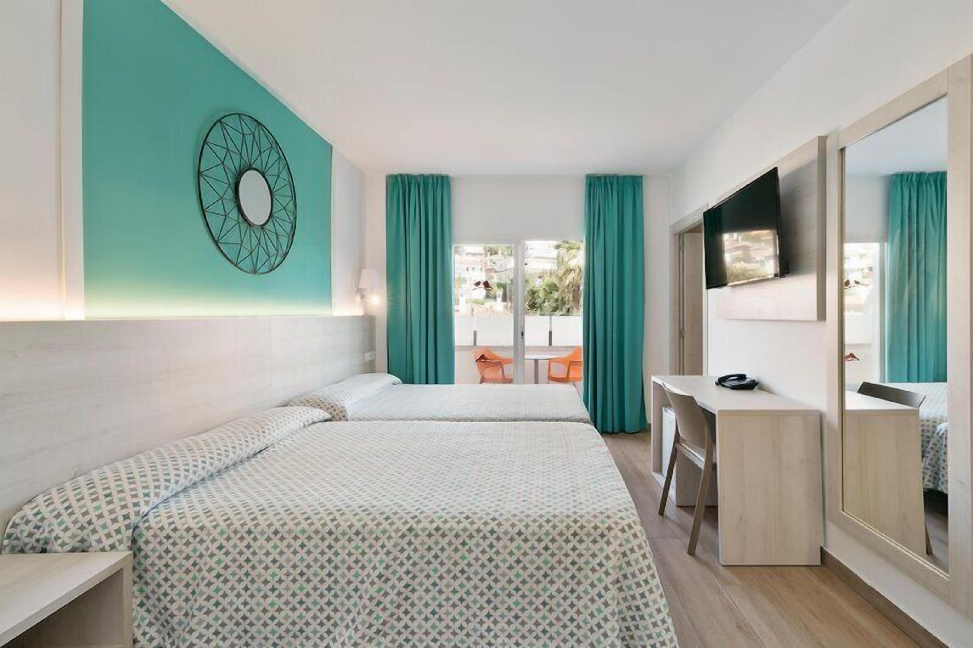 Minibar, in-room safe, desk, blackout curtains