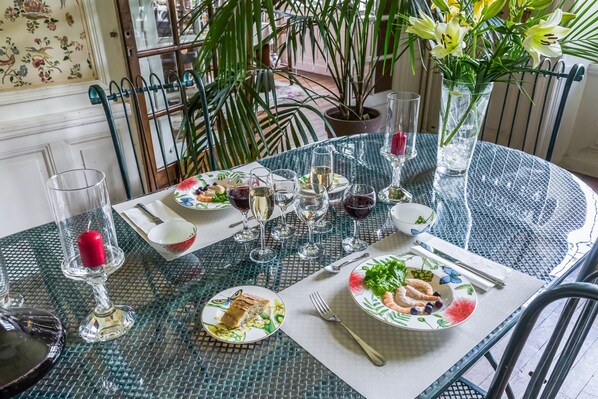 Dining - La Maison Rouge (Montauban-de-Bretagne)