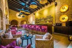 3 Bars/Lounges, Cocktailbar
