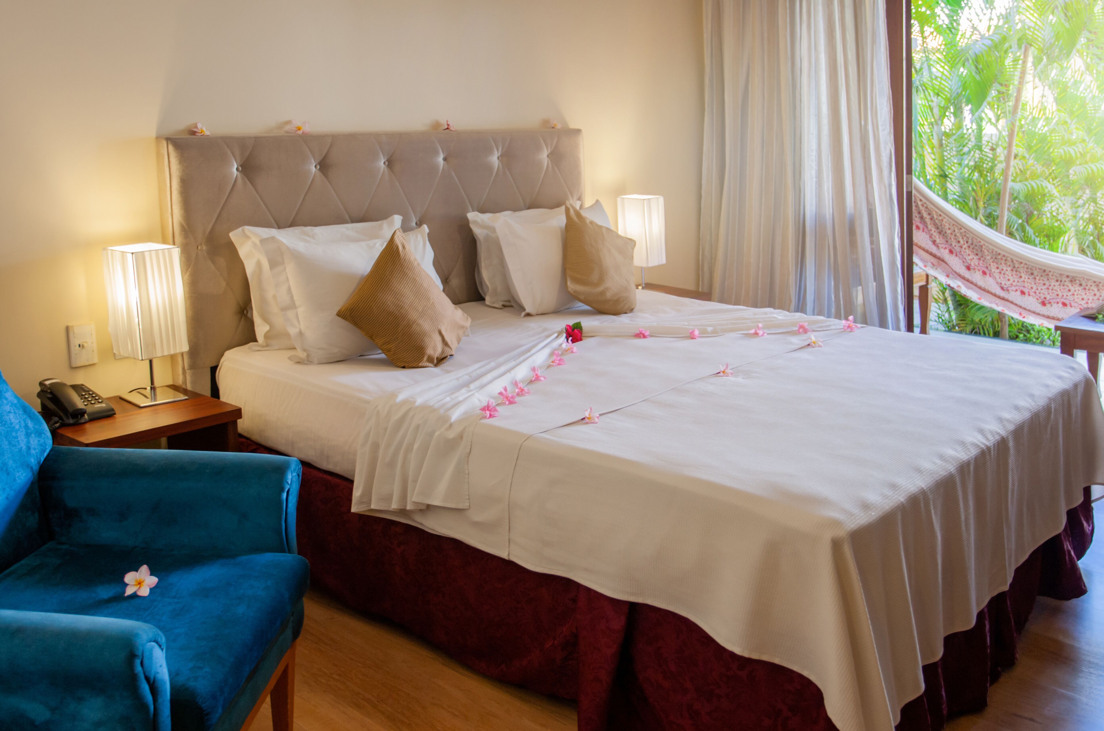 minibar, in-room safe, desk, soundproofing