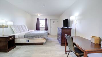 Fer et planche à repasser, Wi-Fi gratuit, draps fournis