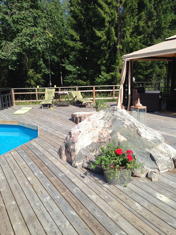 Seasonal outdoor pool - Björnåsen Bear Hill (Katrineholm)